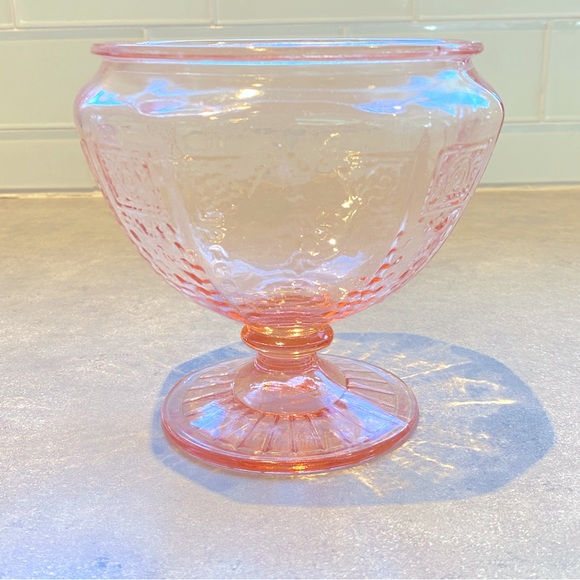 Vintage Anchor Hocking Mayfair Pink Depression Glass Candy Dish no Lid - Picture 2 of 8